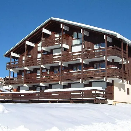 Appartement Avec Grande Terrasse Et Emplacement Idéal - Fr-1-293-15 Les Saisies