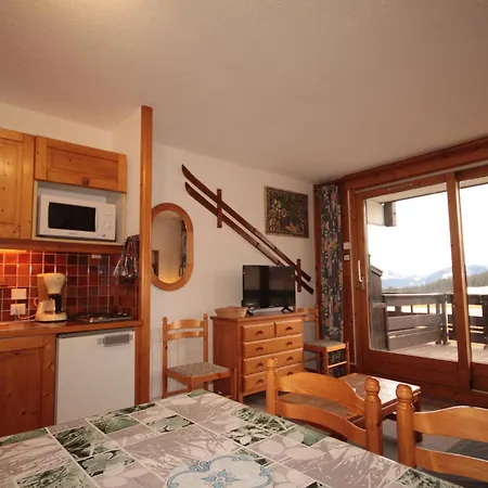 Avec Grande Terrasse Et Emplacement Idéal - Fr-1-293-15 Appartement
